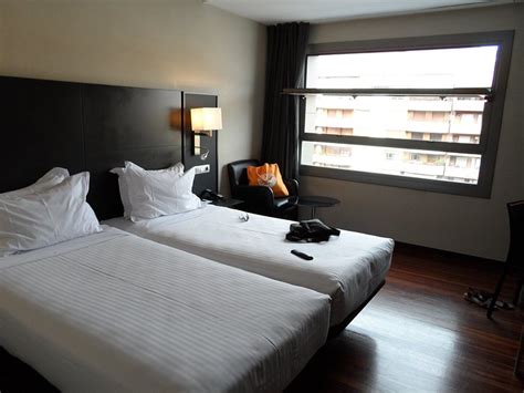 b&b hotel vitoria|The Letter B .